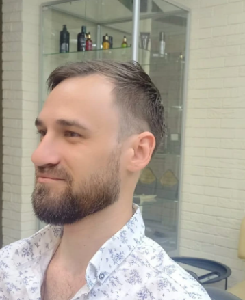 Чоловіча стрижка на середнє волосся фейд, фото - Студія краси Barber & Babydoll