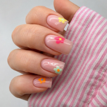 Фото с портфолио Tishe Nails