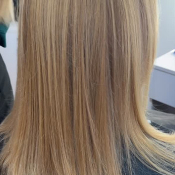 Фото с портфолио MF Beauty Salon