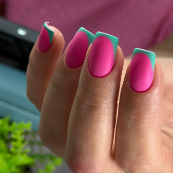 Фото с портфолио Novi Nails