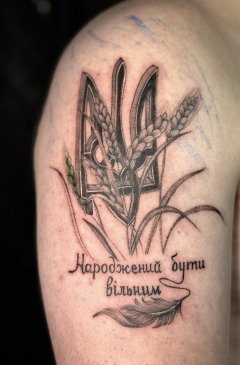 Мужские на плече black&grey, фото - Тату мастер Любов Про