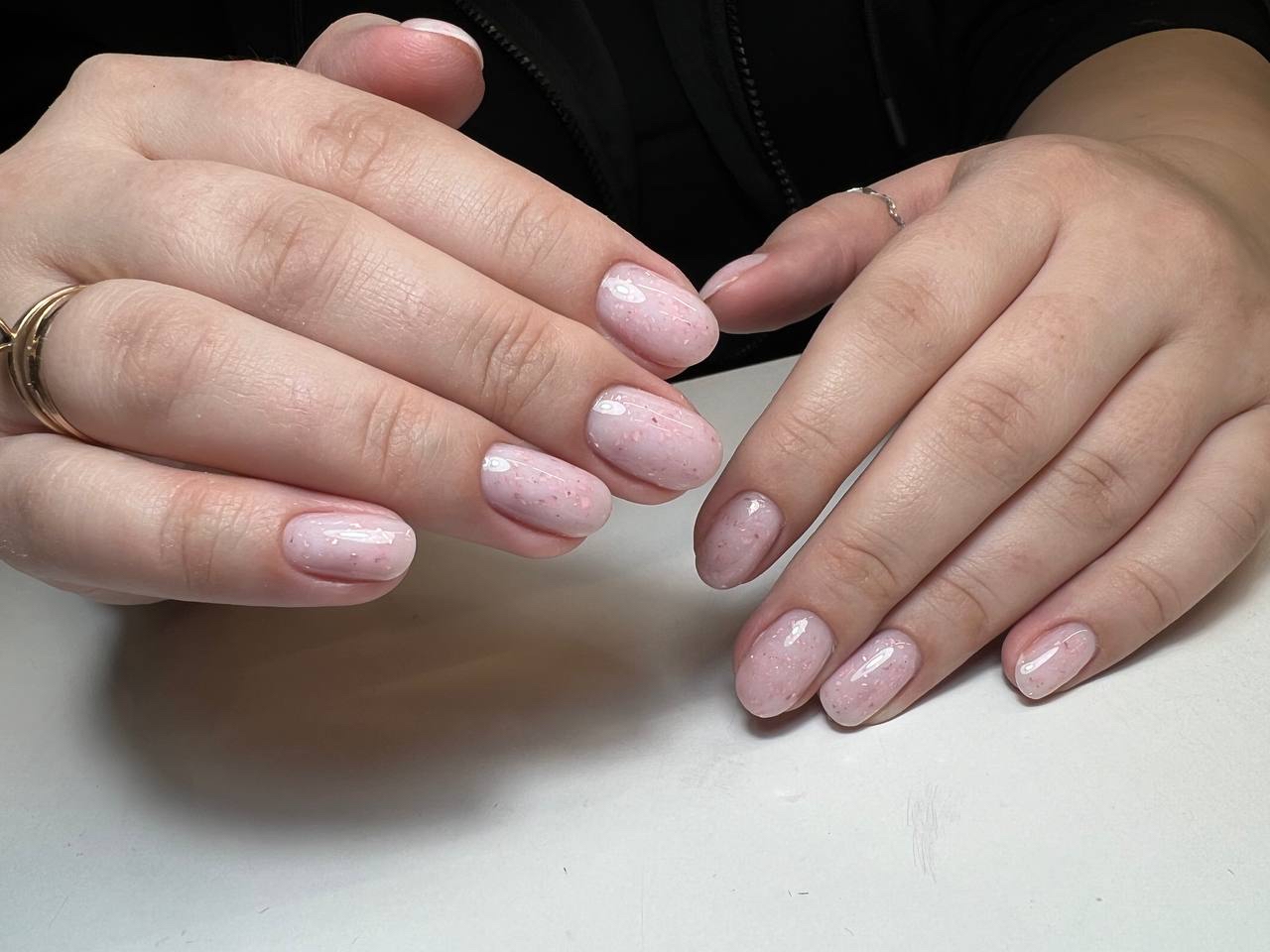 Ніжний манікюр нюдовий рожевий, фото - Студія краси Franz nails bar