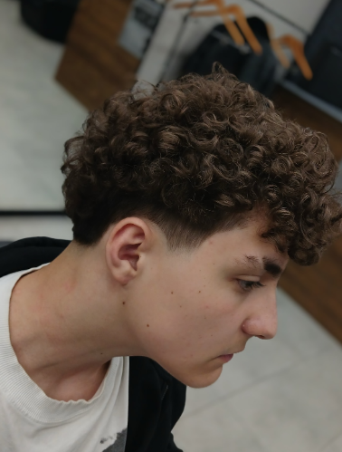 Чоловіча стрижка фейд модна, фото - Барбершоп Loft Barbershop