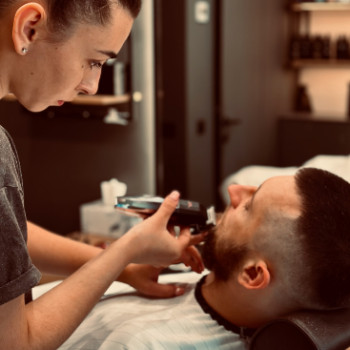 Фото с портфолио Pride Barbershop