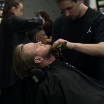 Фото с портфолио Grand Barbershop