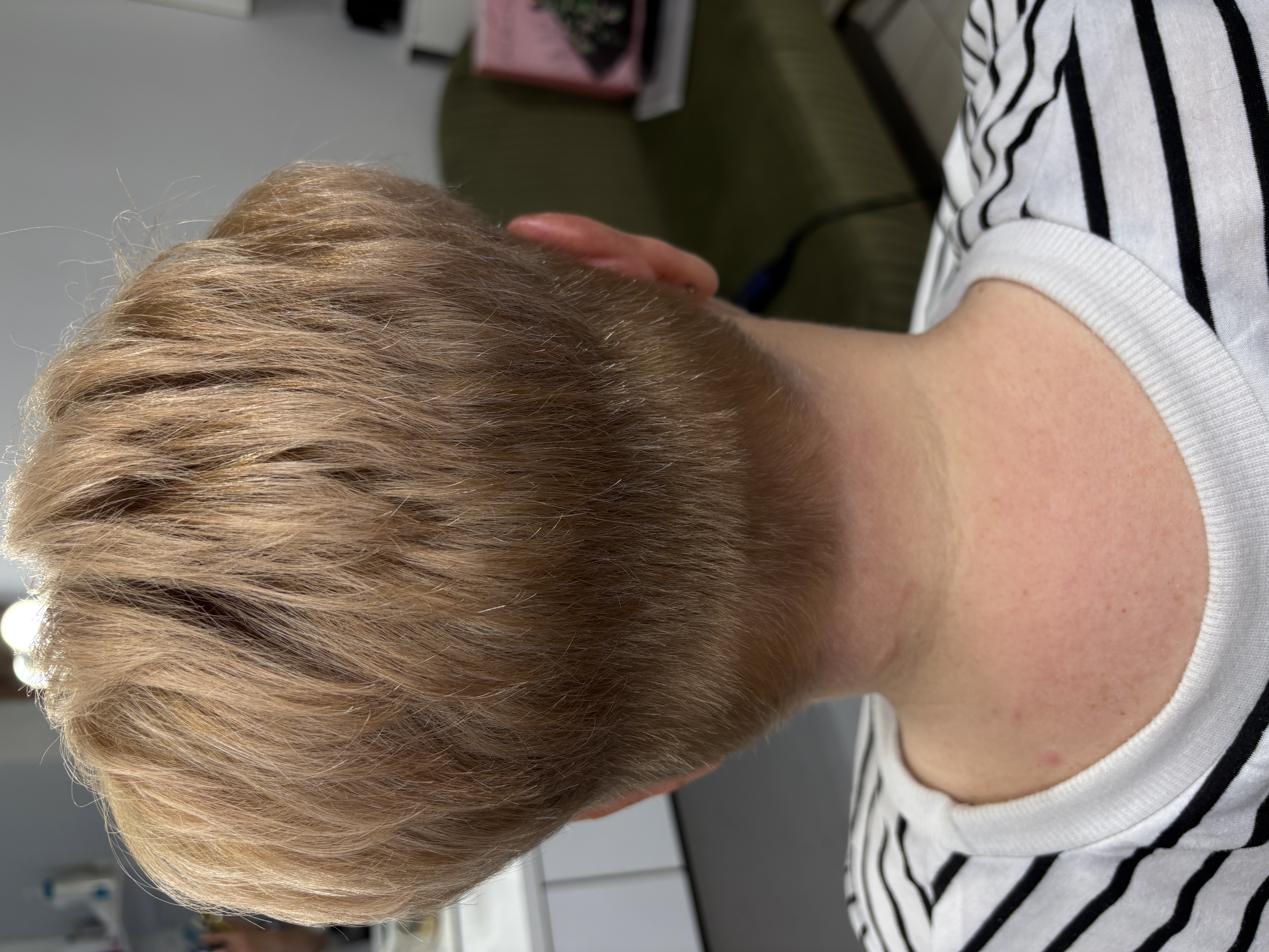 Стрижка піксі коротка жіноча, фото - Перукар-колорист Ксенія Скоморохова
