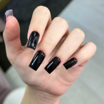 Фото с портфолио MMM Beauty Salon