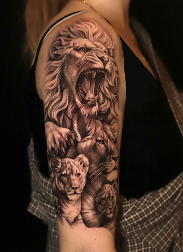 Для дівчат на плечі рукав, фото - Тату салон TATTOO LAMARCH