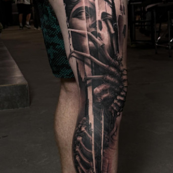 Фото с портфолио TATTOO LAMARCH