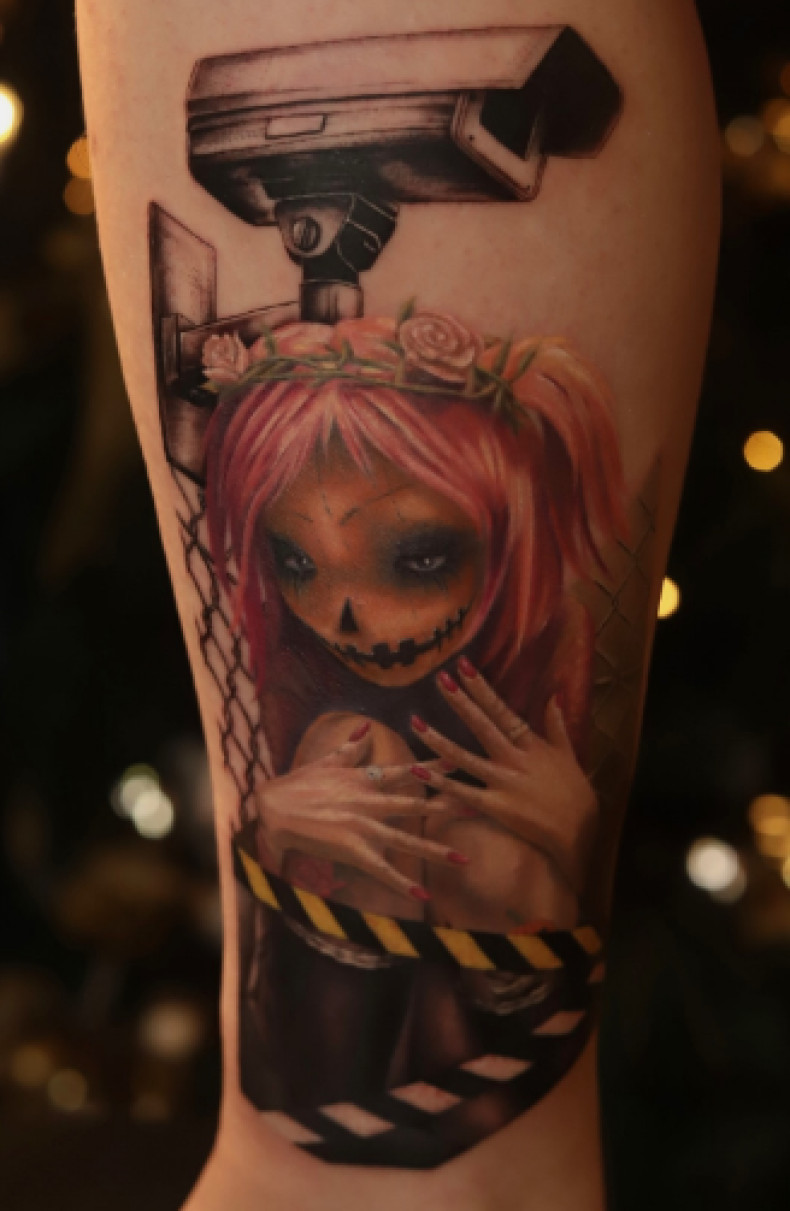 Для дівчат на руці кольорові, фото - Тату салон TATTOO LAMARCH