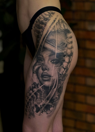 Женские реализм черно-белые, фото - Тату салон TATTOO LAMARCH