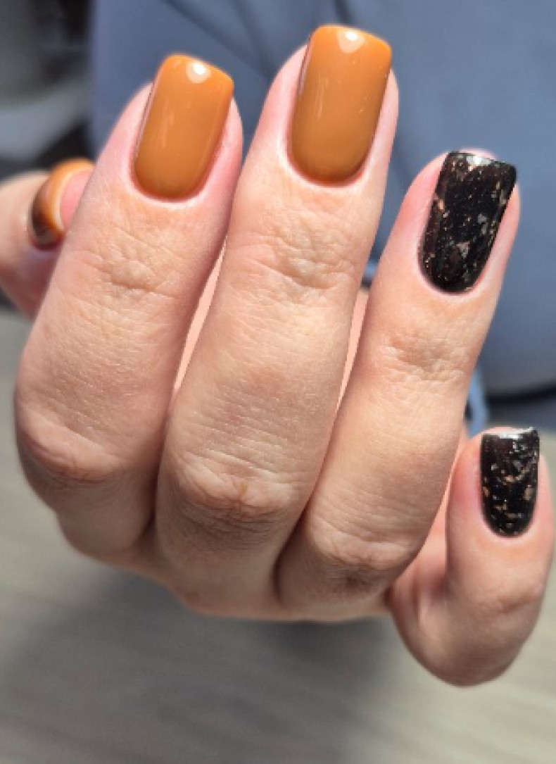 Чорний манікюр на квадратні нігті із фольгою, фото - Студія краси OH NAILS