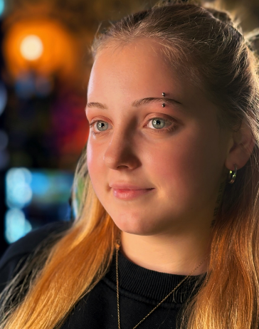 Пирсинг уха мочки брови, фото - Тату салон Smile Tattoo