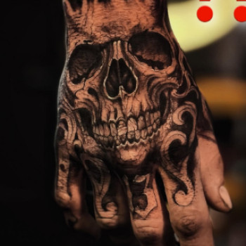 Фото с портфолио Smile Tattoo