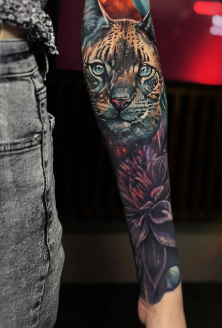 Женские на предплечье цветные, фото - Тату салон TATTOO LAMARCH
