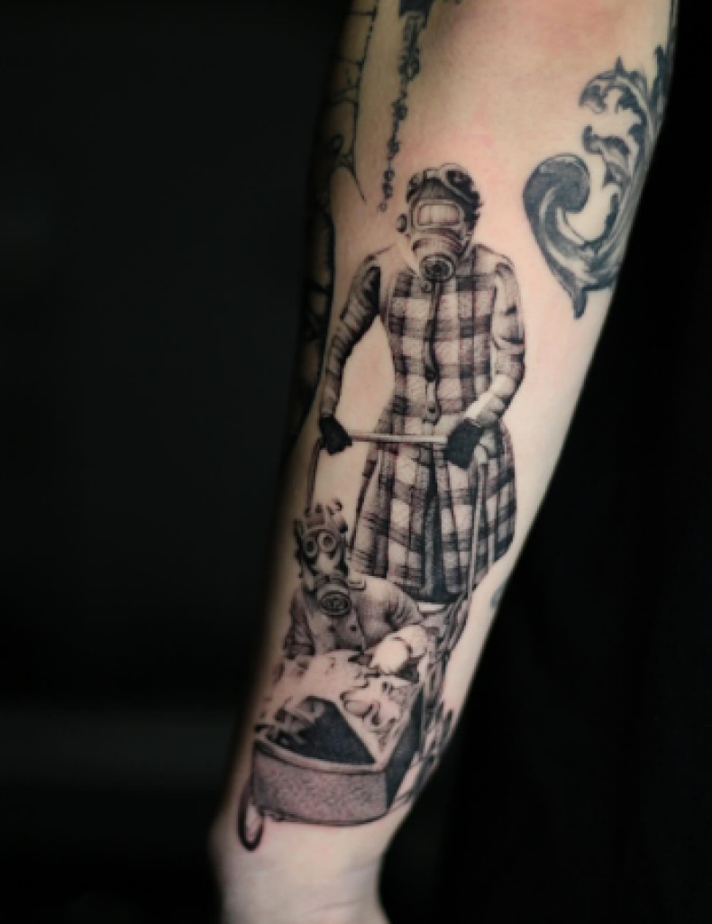 Мужские на предплечье реализм, фото - Тату салон TATTOO LAMARCH