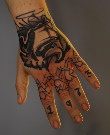Для хлопців на пальцях чорно-білі, фото - Тату салон TATTOO LAMARCH