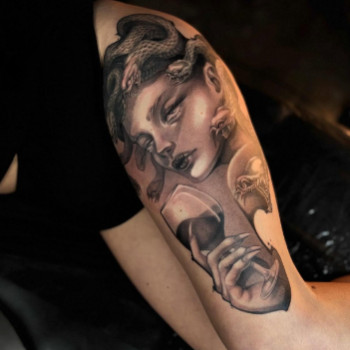 Фото с портфолио TATTOO LAMARCH