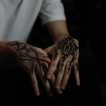 Фото с портфолио TATTOO LAMARCH