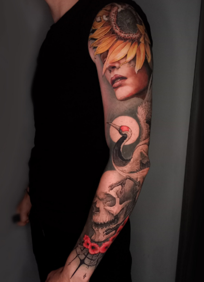 Рукав подсолнух журавль, фото - Тату салон TATTOO LAMARCH