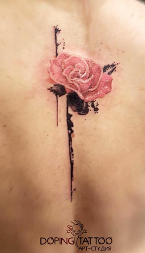 Троянда кольорові на спині, фото - Тату салон DopingТattoo