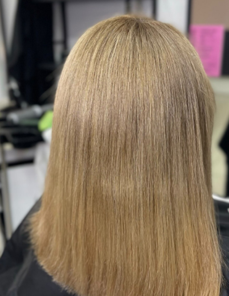 Стрижка на длинные волосы женская классическая, фото - Студия красоты Beauty Sowa