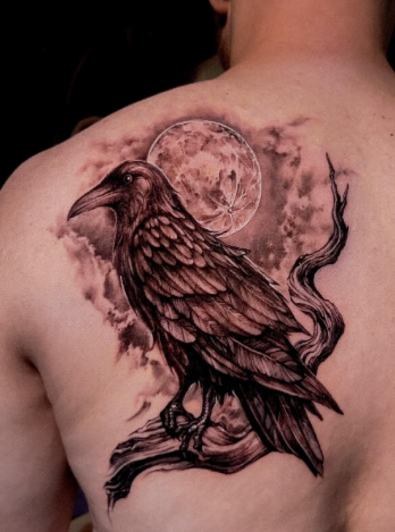 Для хлопців реалізм на спині, фото - Тату салон TATTOO LAMARCH