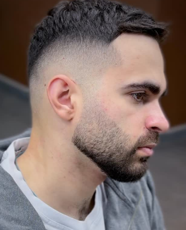 Мужская стрижка на короткие волосы фейд, фото - Барбершоп Barber King