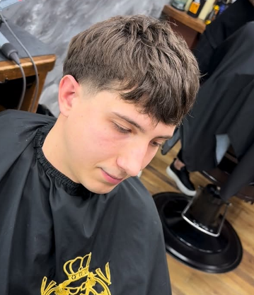 Мужская стрижка на короткие волосы фейд, фото - Барбершоп Barber King