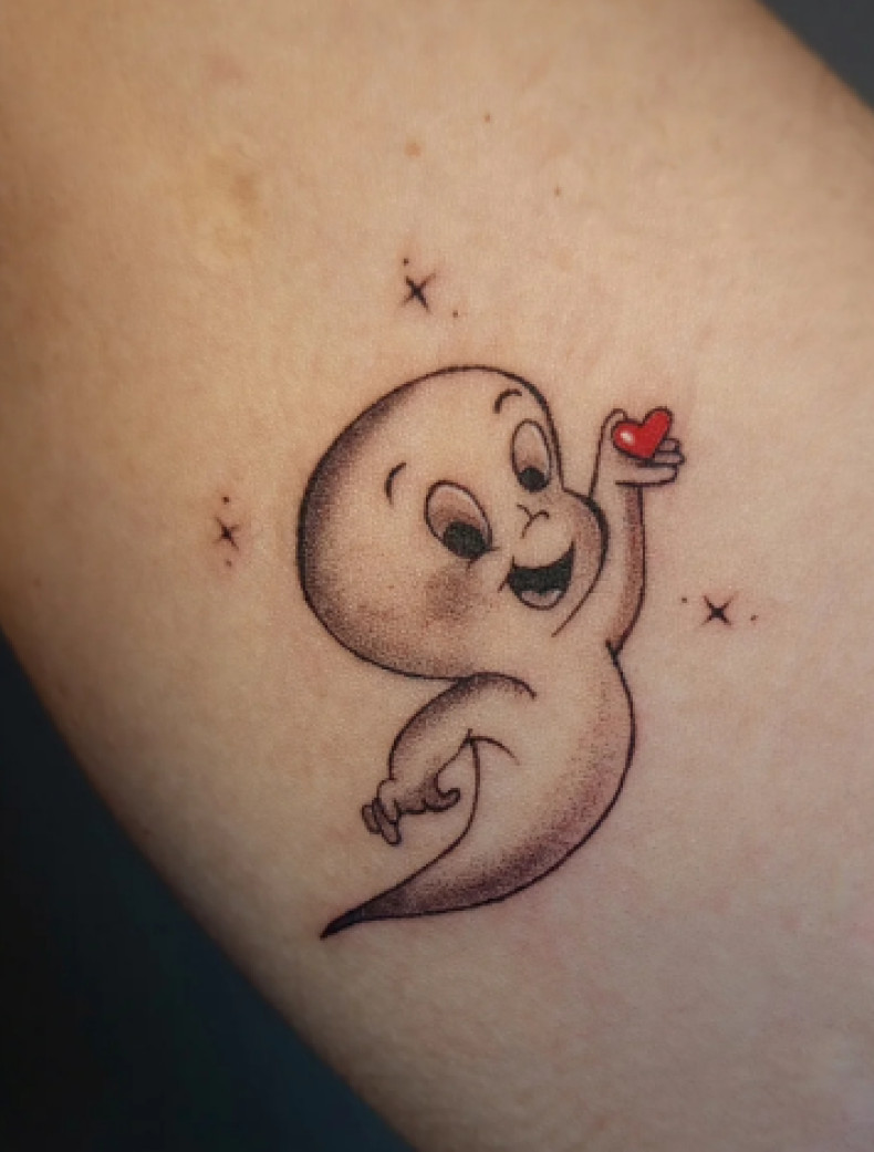 На руці чорно-білі графіка, фото - Тату майстер Анна Кас