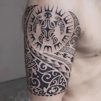 Фото с портфолио TattooDim