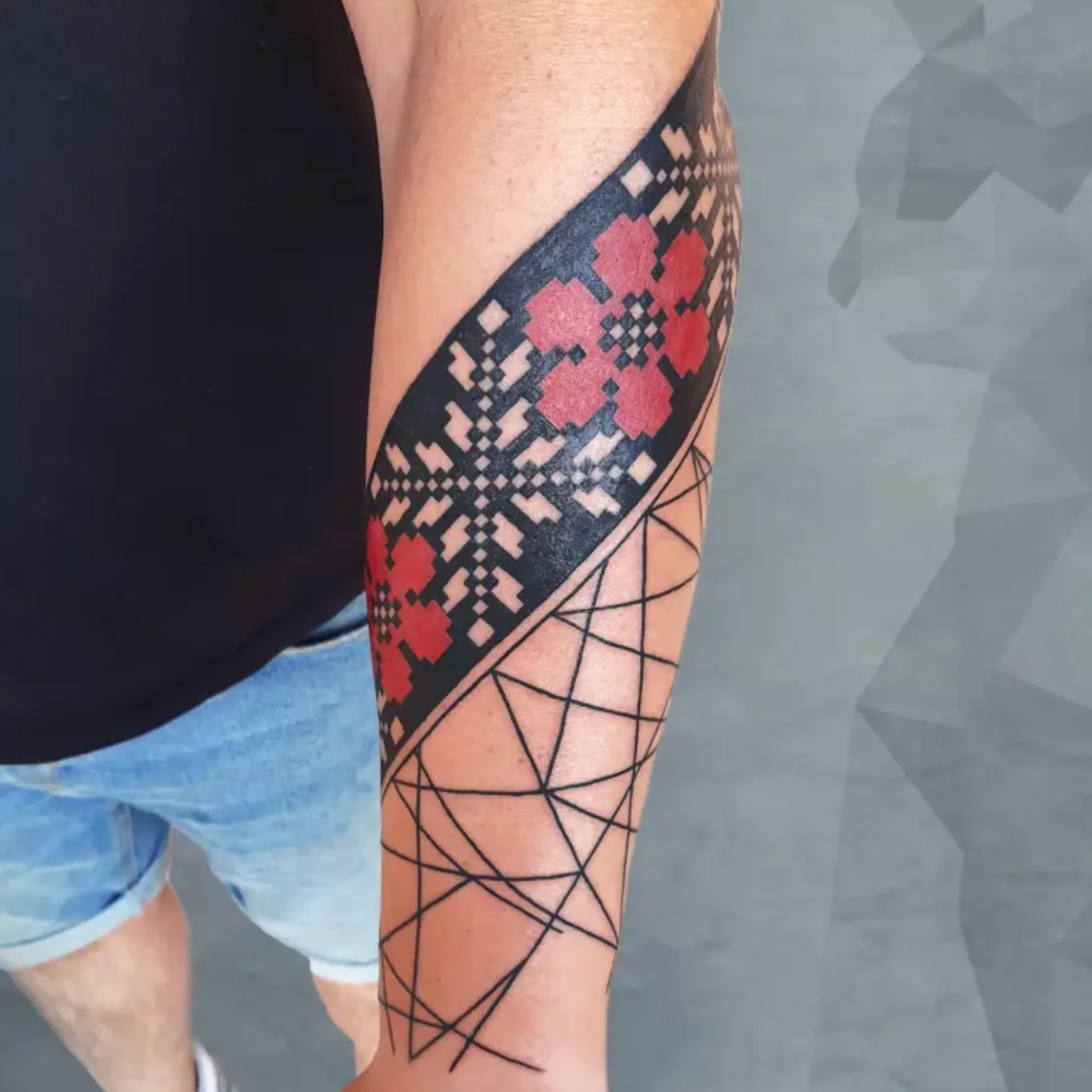 Мужские на предплечье цветные, фото - Тату салон TattooDim