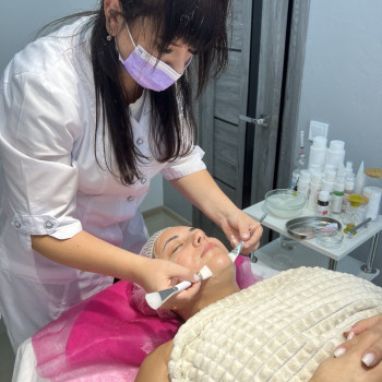 Фото с портфолио OLI'S BEAUTY STUDIO