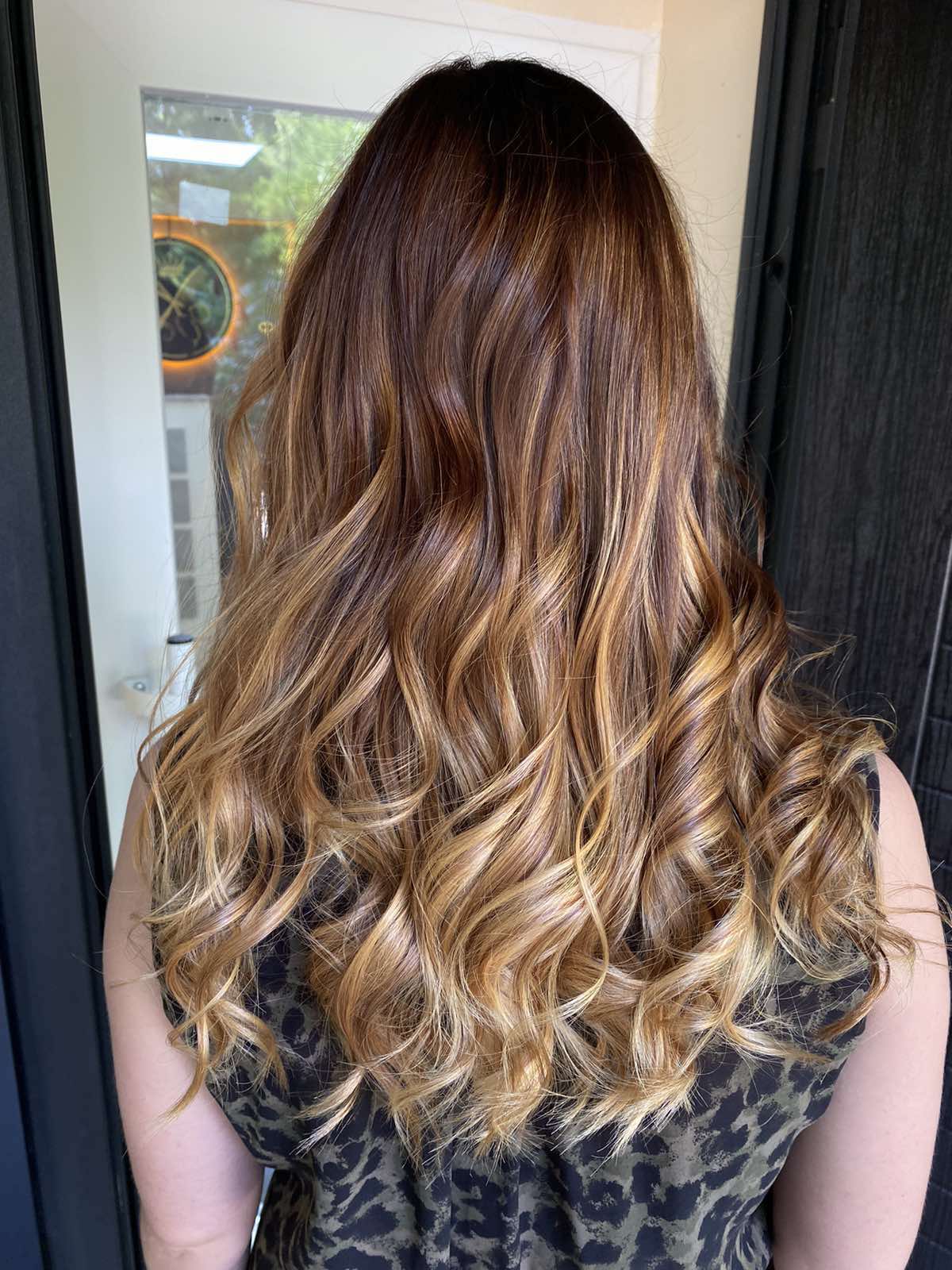 Стрижка на длинные волосы женская балаяж, фото - Студия красоты OLI'S BEAUTY STUDIO