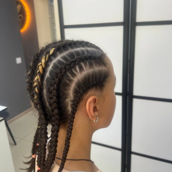 Фото с портфолио OLI'S BEAUTY STUDIO