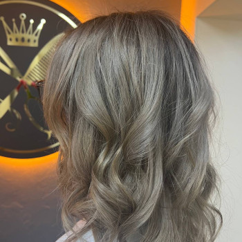 Фото с портфолио OLI'S BEAUTY STUDIO