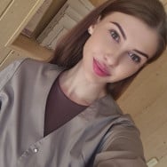 Врач-косметолог Анастасия Колесник на Barb.ua
