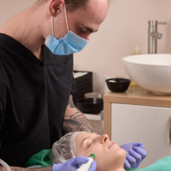 Фото с портфолио Asaulenko Clinic