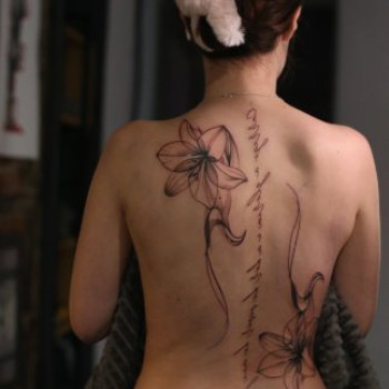 Фото с портфолио TATTOO LAMARCH