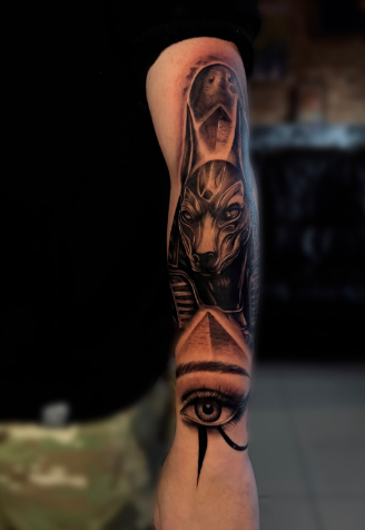 Мужские на руке реализм, фото - Тату салон TATTOO LAMARCH