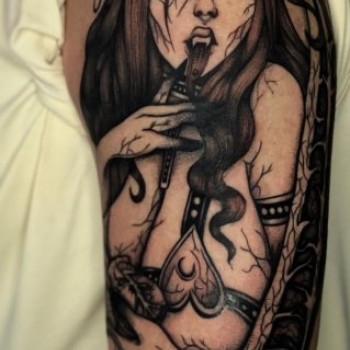 Фото с портфолио TATTOO LAMARCH