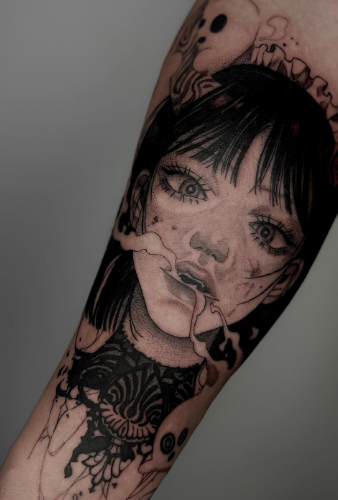 Женские глаз на предплечье, фото - Тату салон TATTOO LAMARCH