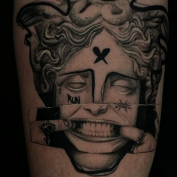 Фото с портфолио TATTOO LAMARCH