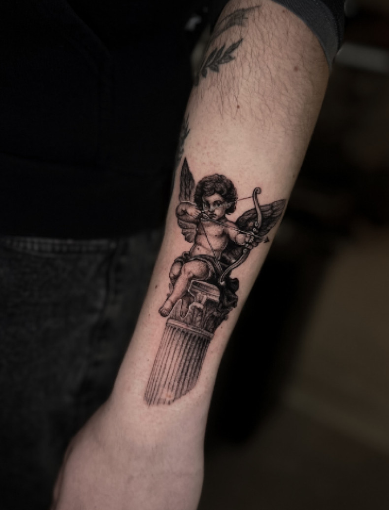 Мужские на предплечье ангел, фото - Тату салон TATTOO LAMARCH