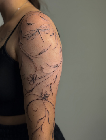 Женские рукав черно-белые, фото - Тату салон TATTOO LAMARCH