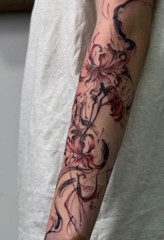 Женские на предплечье цветные, фото - Тату салон TATTOO LAMARCH