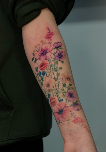 Женские на предплечье цветные, фото - Тату салон TATTOO LAMARCH