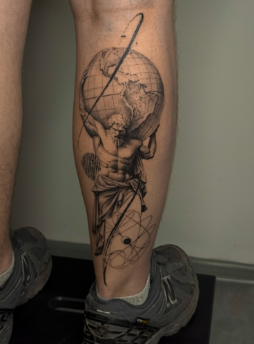 Мужские на ноге реализм, фото - Тату салон TATTOO LAMARCH