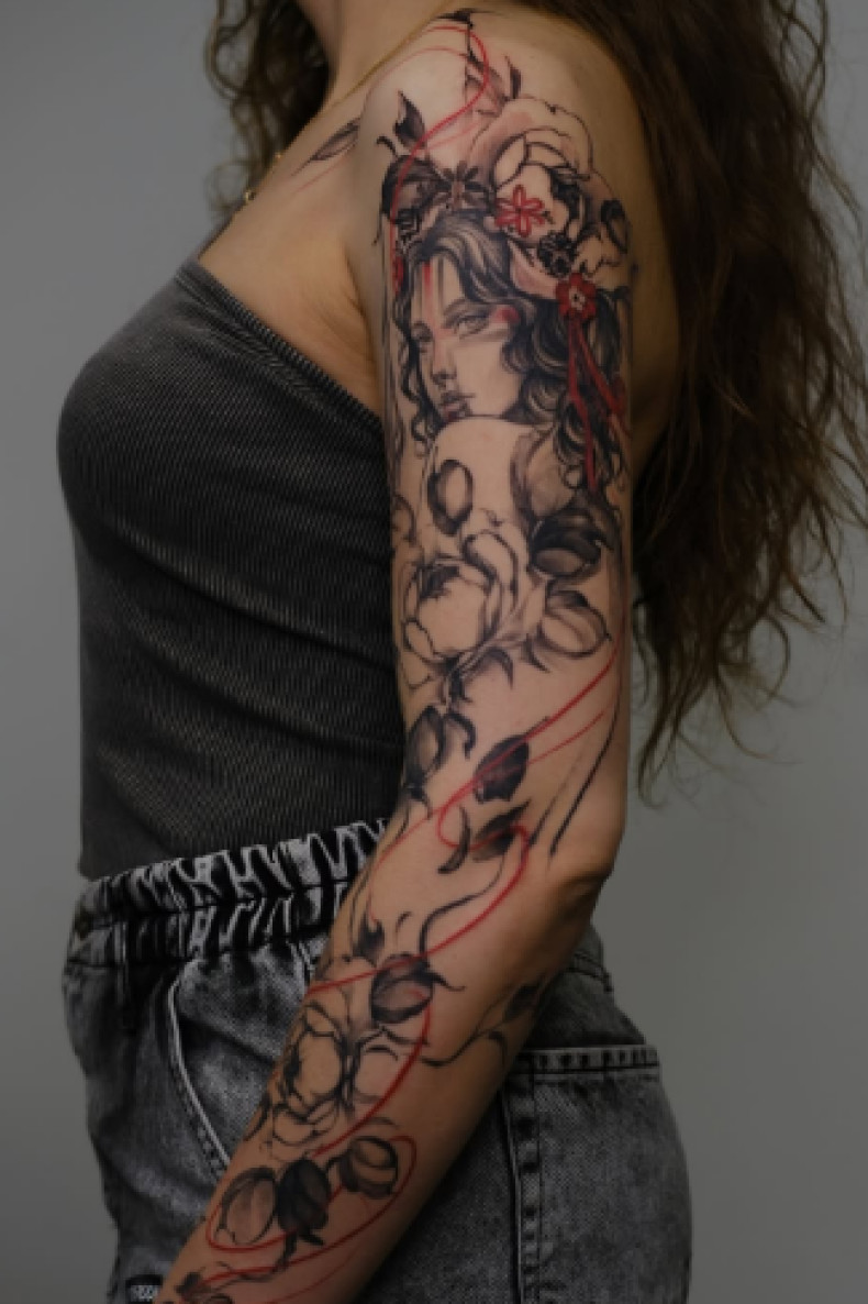 Для дівчат на руці рукав, фото - Тату салон TATTOO LAMARCH