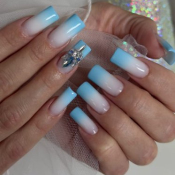 Фото с портфолио Nails Lux